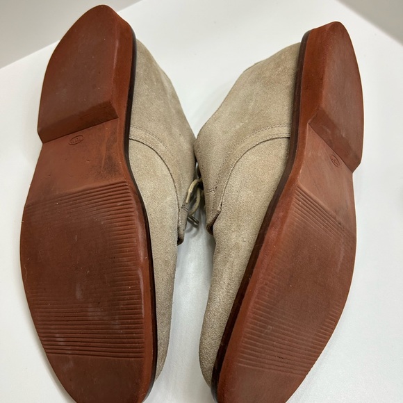 Nordstrom Dusty Tan Suede Derby Shoes with Minimalist Design, size 9M main image 4